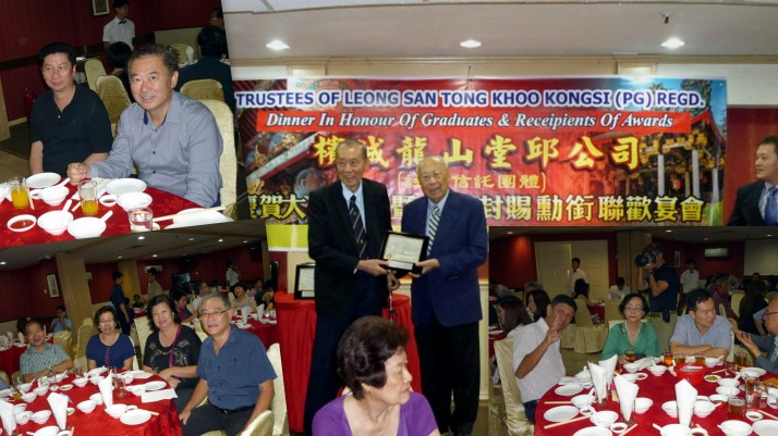 Dato' Seri Khoo Keat Siew presenting plaque to Dato' Khoo Yeoh Gan Hong.
